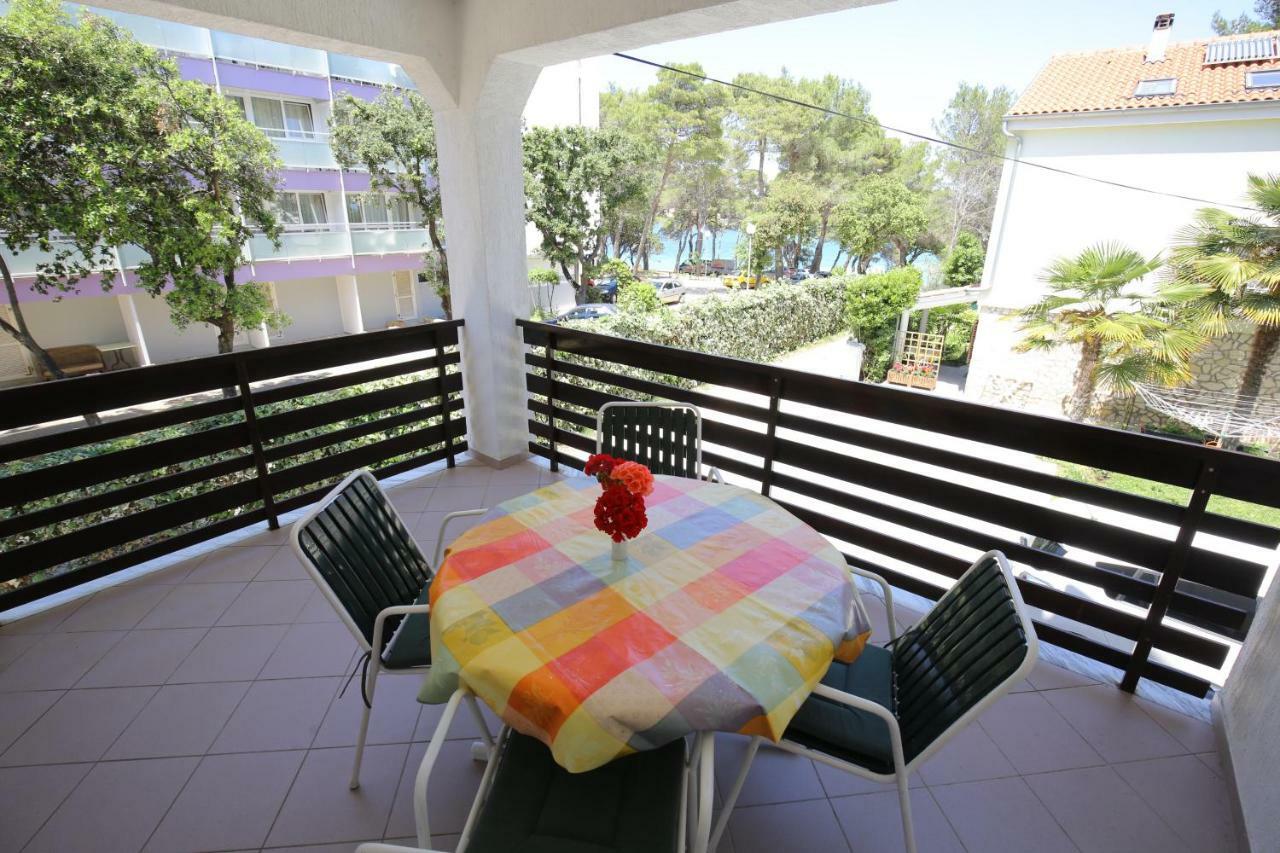 Apartments Paleka ペトルチャネ エクステリア 写真